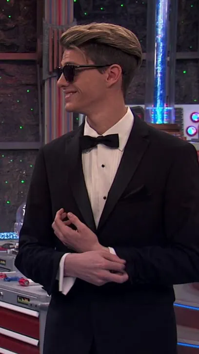 ai character: Henry Hart background