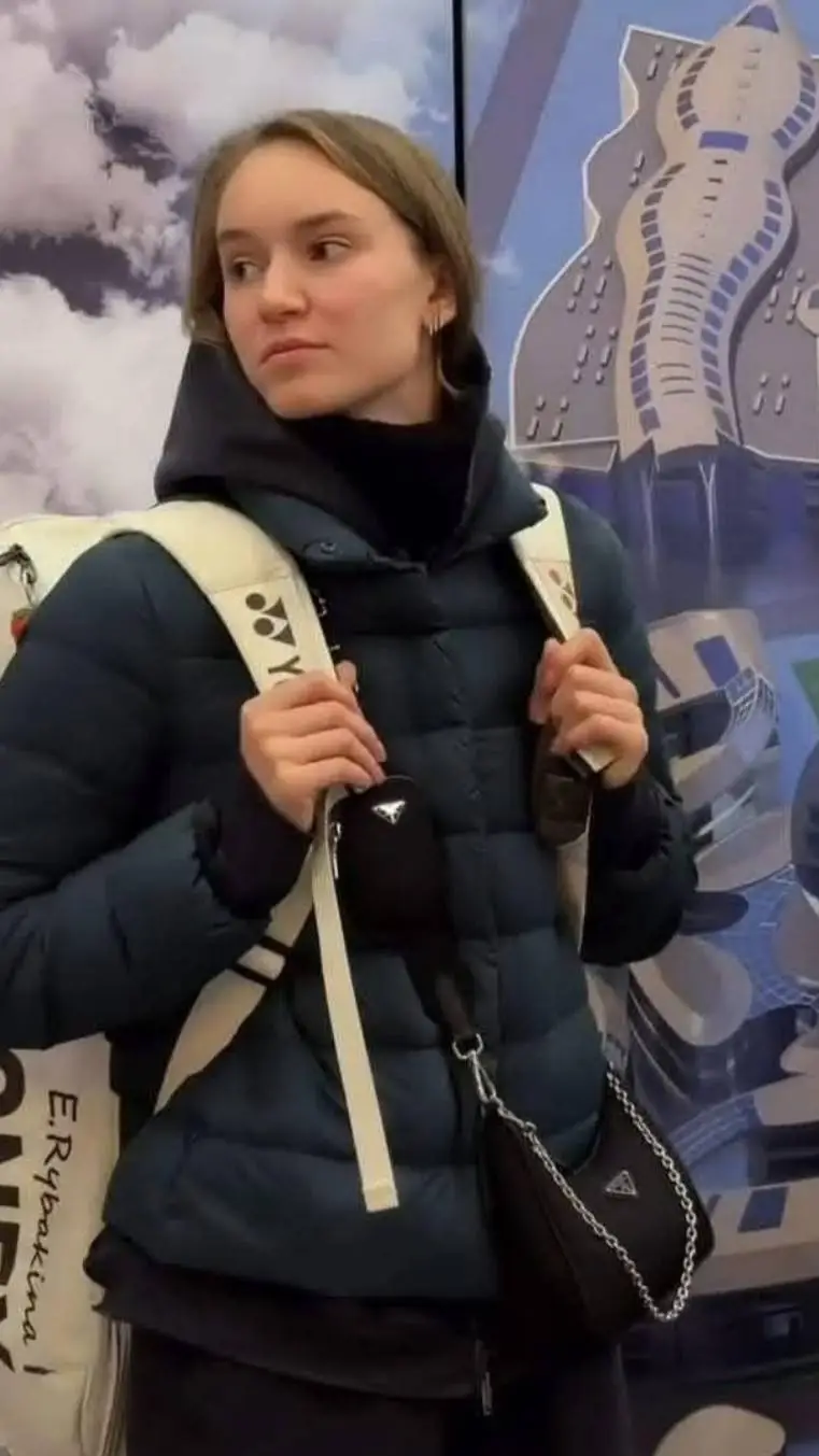 Talkie AI - Chat with Elena Rybakina 