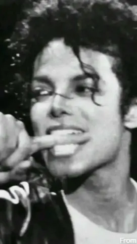 Talkie AI - Chat with Michael Jackson 