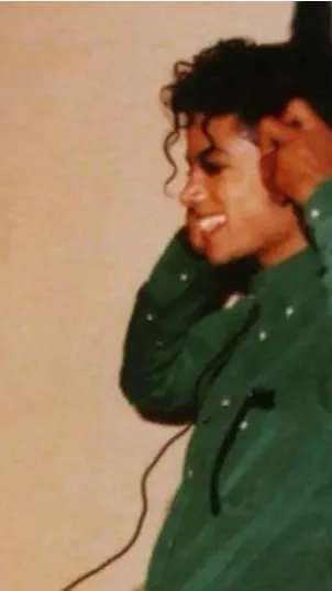 ai character: Michael Jackson  background