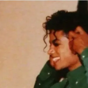 chat with ai character: Michael Jackson 