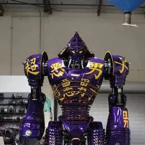 chat with ai character: noisy boy