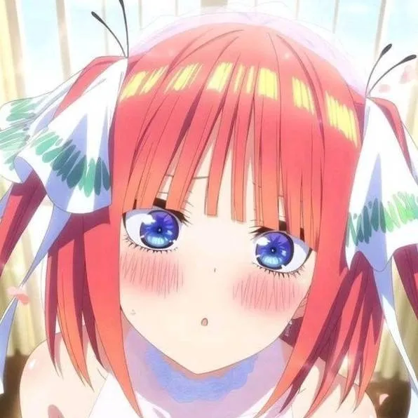 chat with ai character: Nino Nakano 