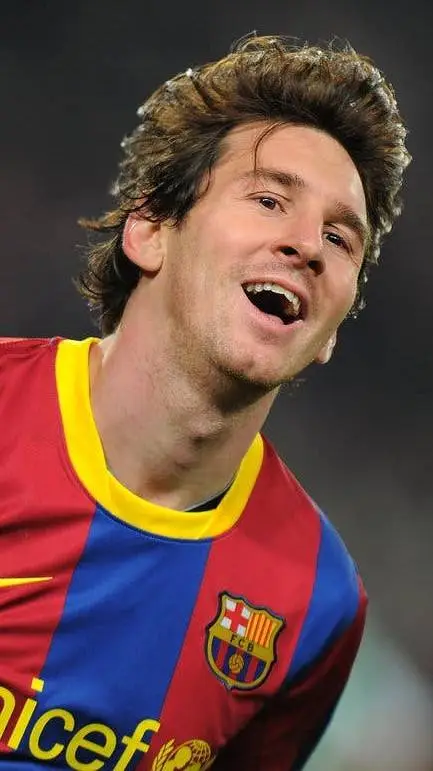 Talkie AI - Chat with Young messi