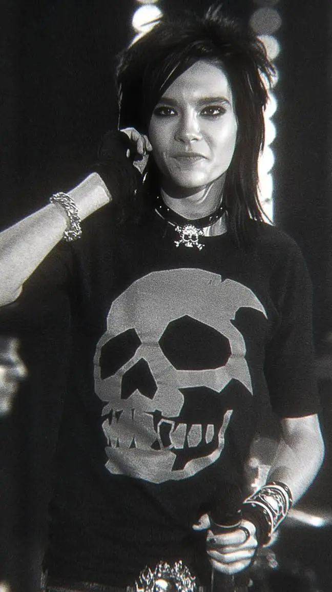 ai character: bill kaulitz  background