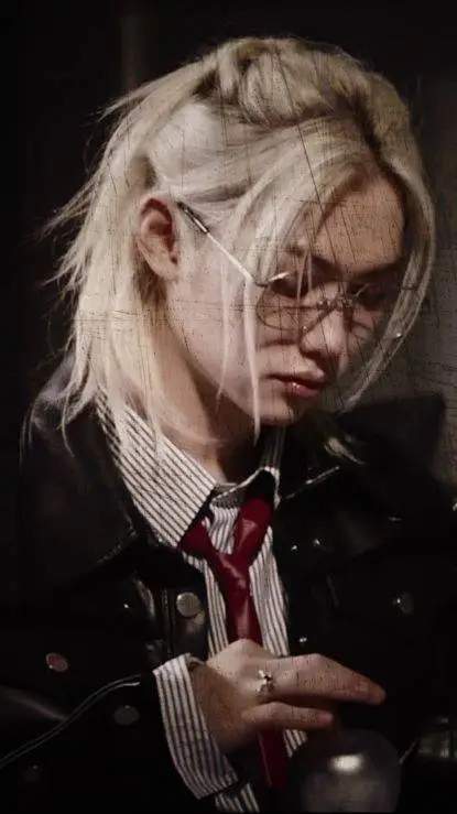 ai character: Lee Felix background