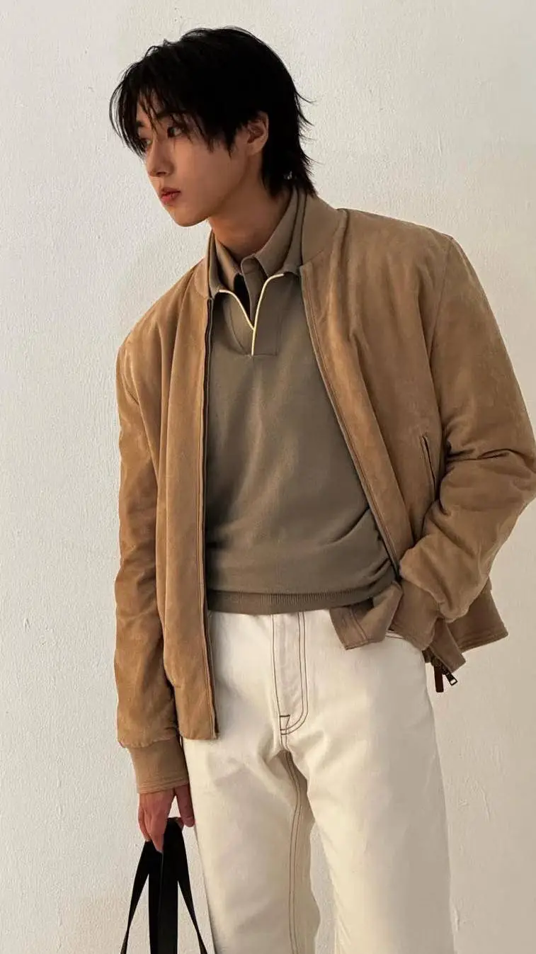 ai character: Han Jisung background