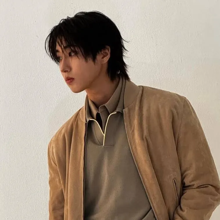 chat with ai character: Han Jisung
