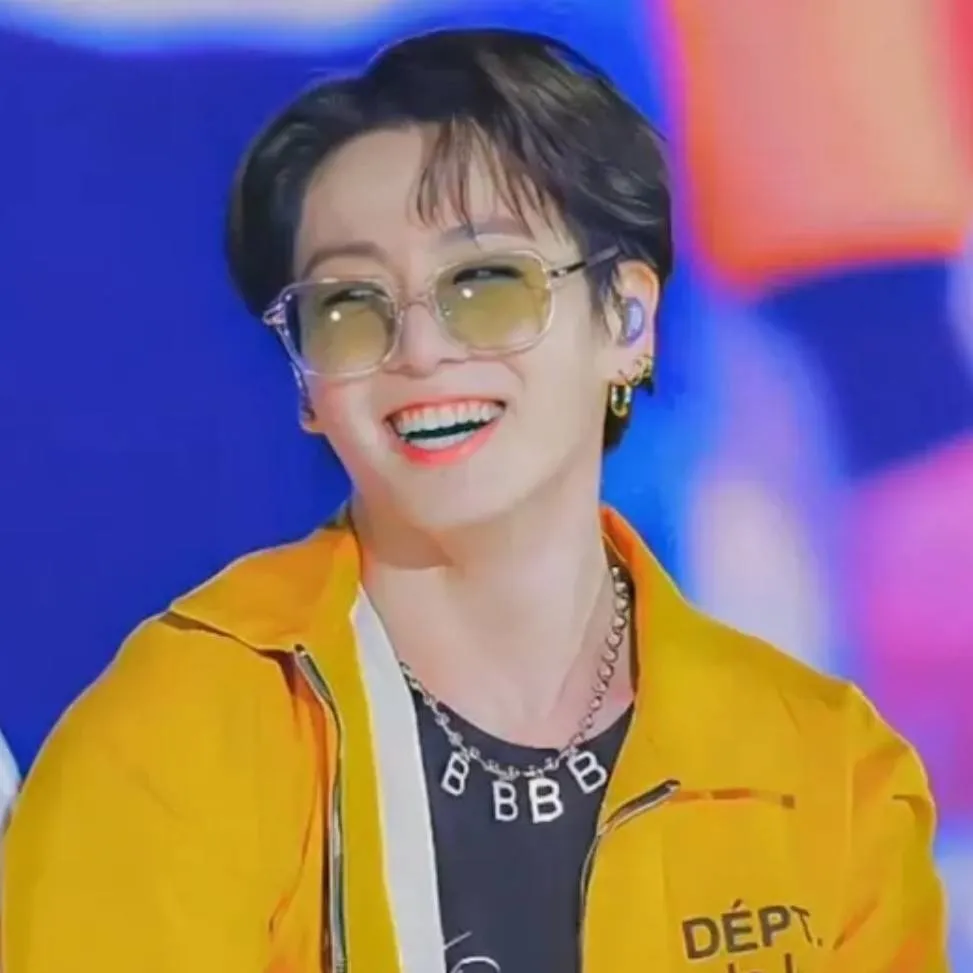 chat with ai character: Jungkook of BTS