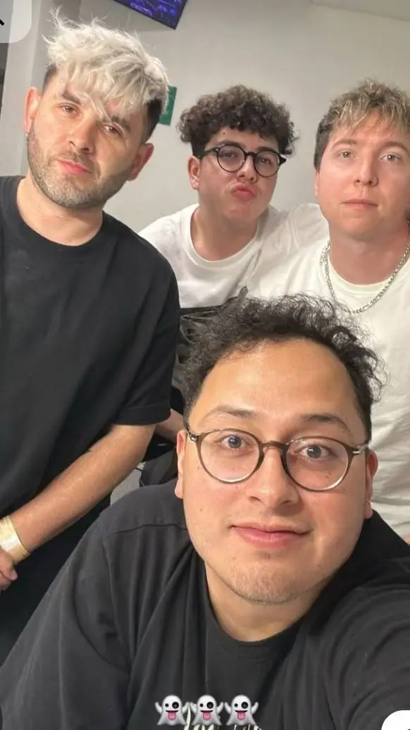 Talkie AI - Chat with Oscar Iván x Aren