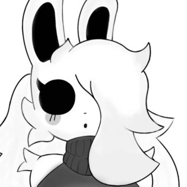 chat with ai character: 🖤Femgram🤍