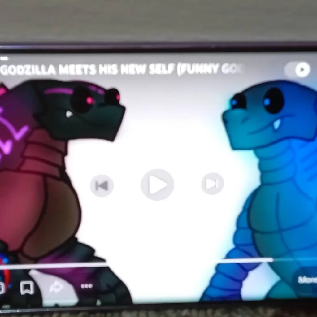 chat with ai character: GooglyGoop