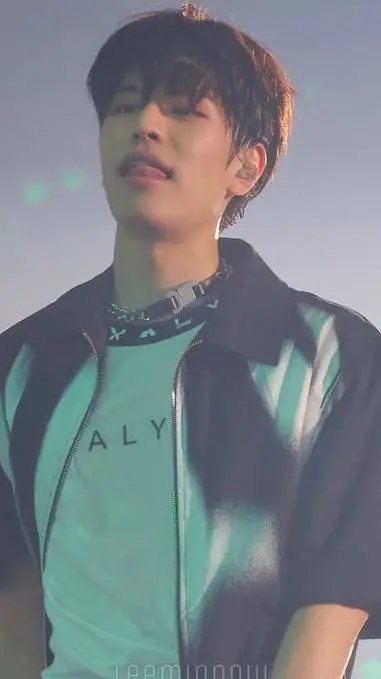 ai character: Seungmin breakup background