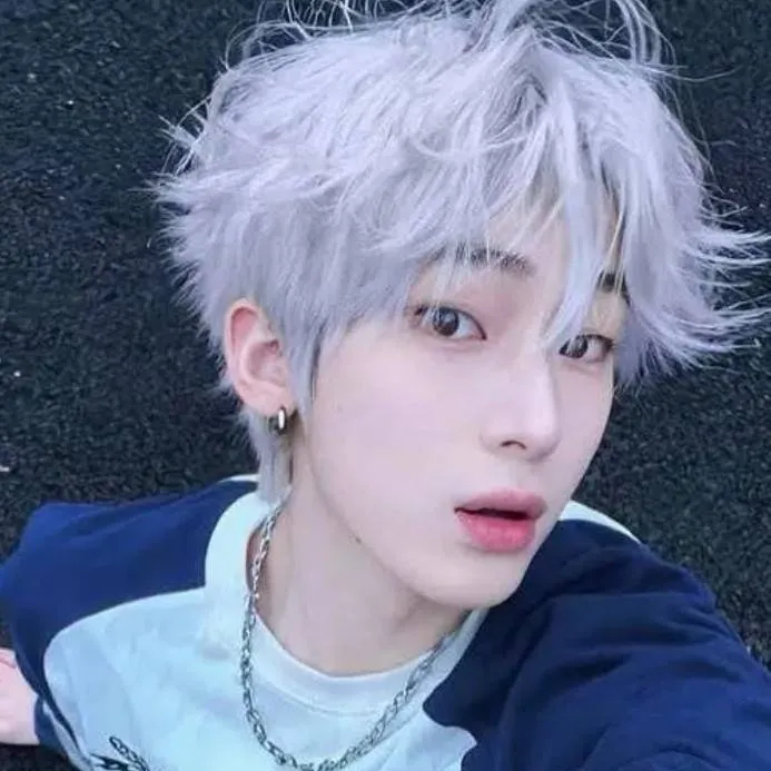 chat with ai character: Sunoo~