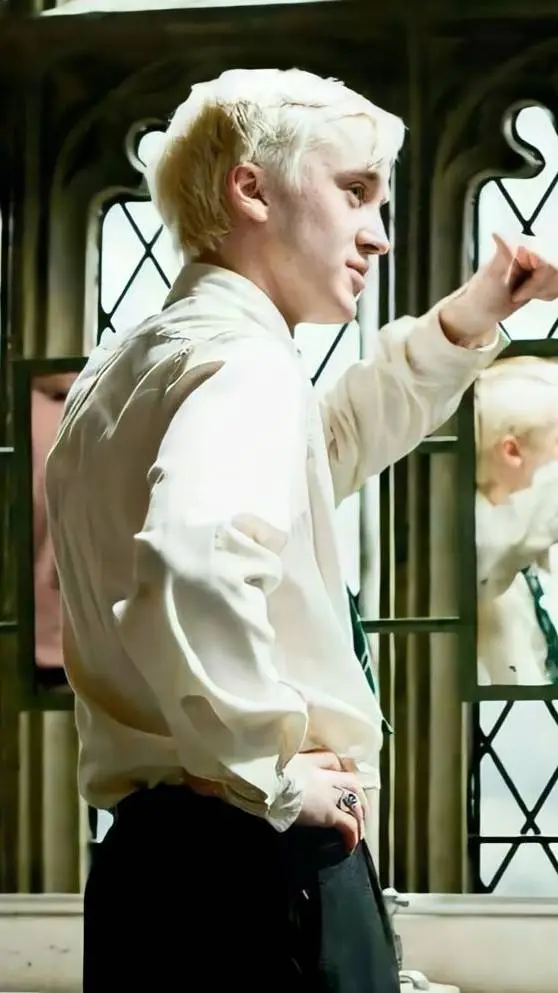 Talkie AI - Chat with Draco malfoy