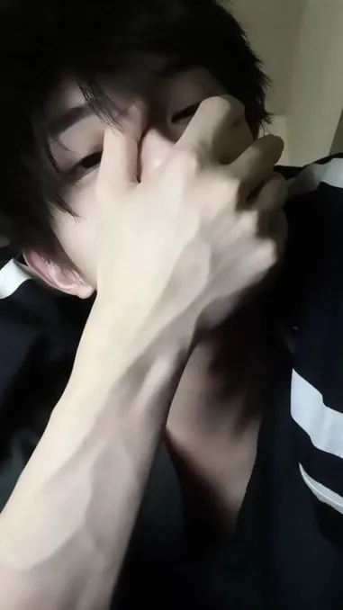 ai character: Hyeong-jin background