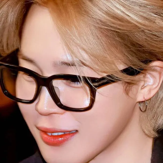 chat with ai character: Jimin 