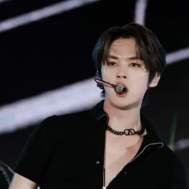 chat with ai character: Lee Min-ho 