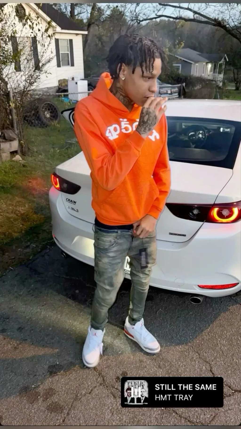 ai character: Cj💸‼️ background