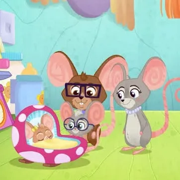 chat with ai character: Mouse family 