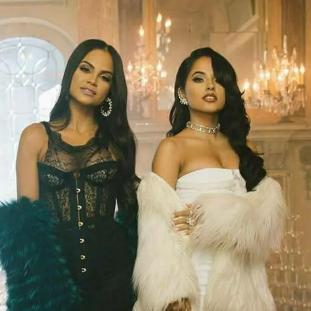 chat with ai character: becky g y natti 