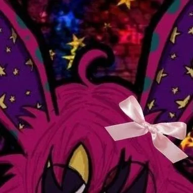 chat with ai character: Caroline :3