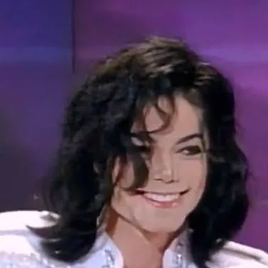 chat with ai character: Michael Jackson 