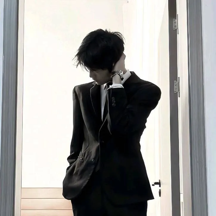 chat with ai character: max