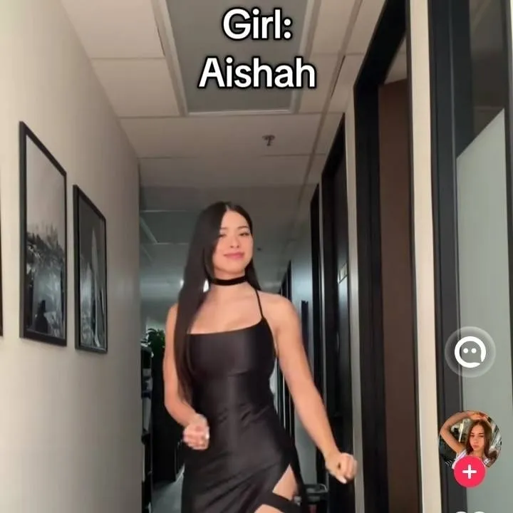 chat with ai character: .