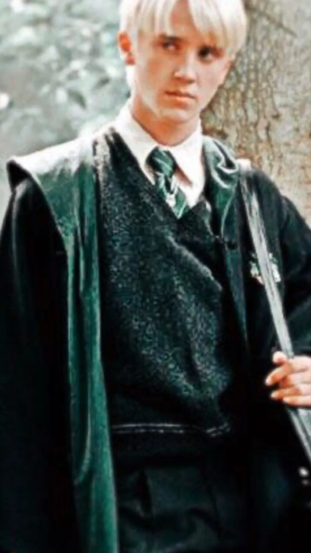 ai character: ￼Draco malfoy background