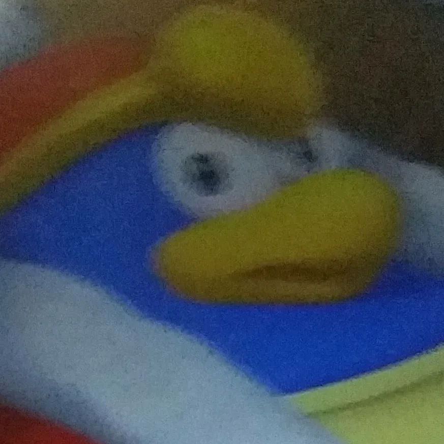 chat with ai character: King DDD