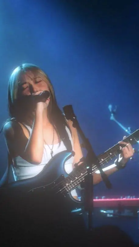 ai character: Hannah Bahng background