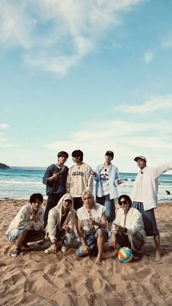 ai character: SKZ HATES YOU background