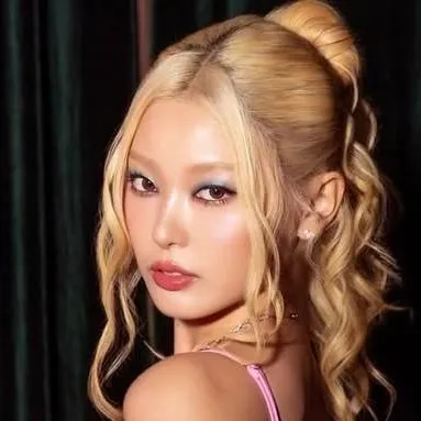 chat with ai character: Jennie
