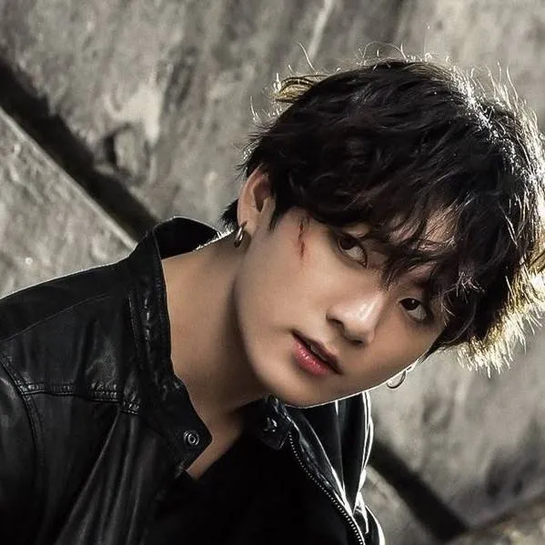 chat with ai character: Jeon Jungkook