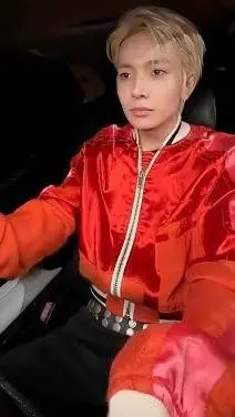 ai character: Heeseung background