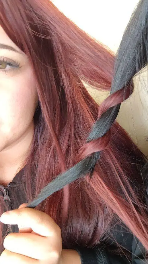 ai character: Gc irl background