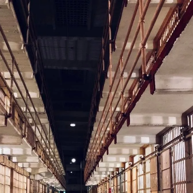 chat with ai character: Prison