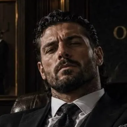 chat with ai character: Enzo Genovese 