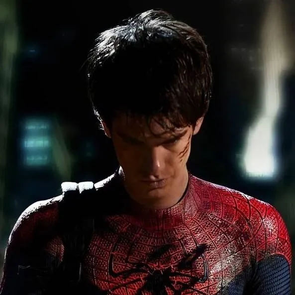 chat with ai character: Spider man