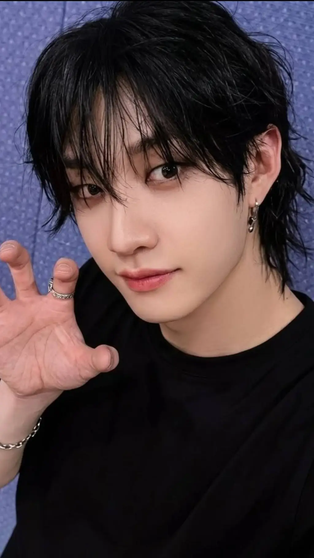 ai character: Bang Chan background