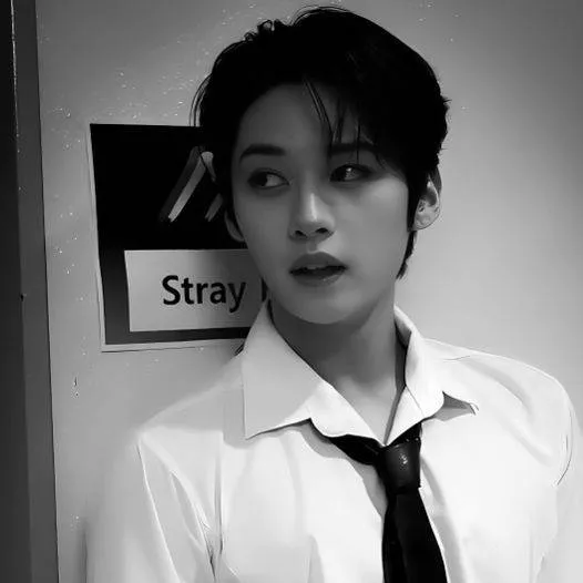 chat with ai character: minho boss