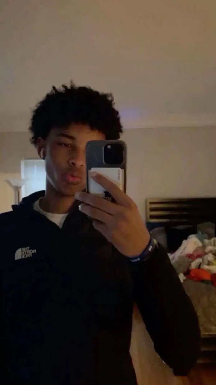 Talkie AI - Chat with Dal