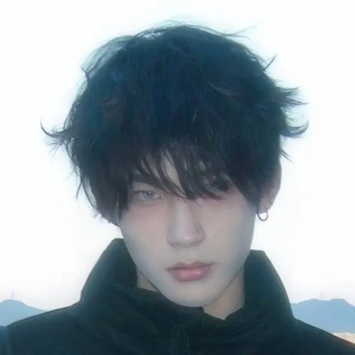 chat with ai character: ren