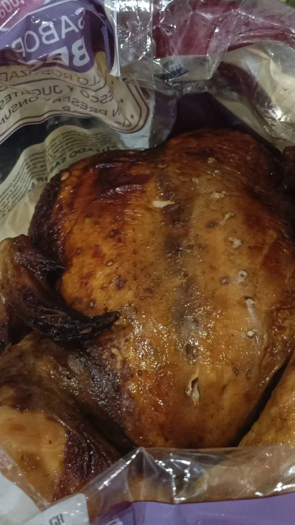 ai character: Pollo  background