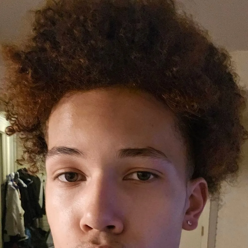 chat with ai character: josiah