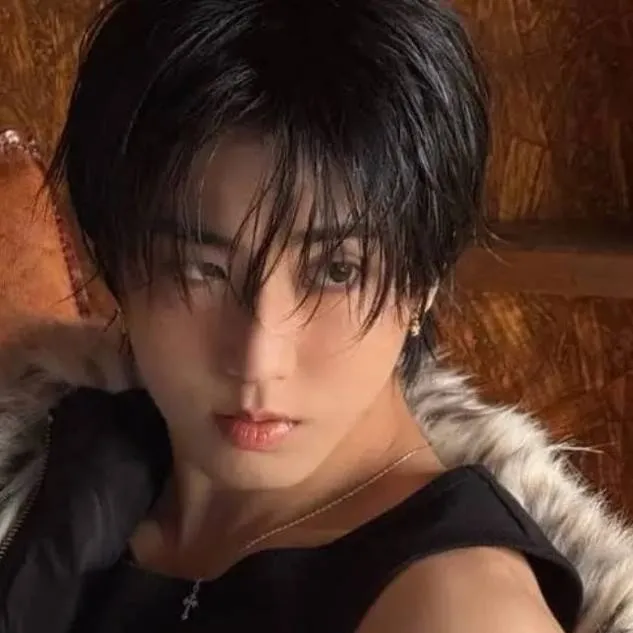 chat with ai character: Han Jisung