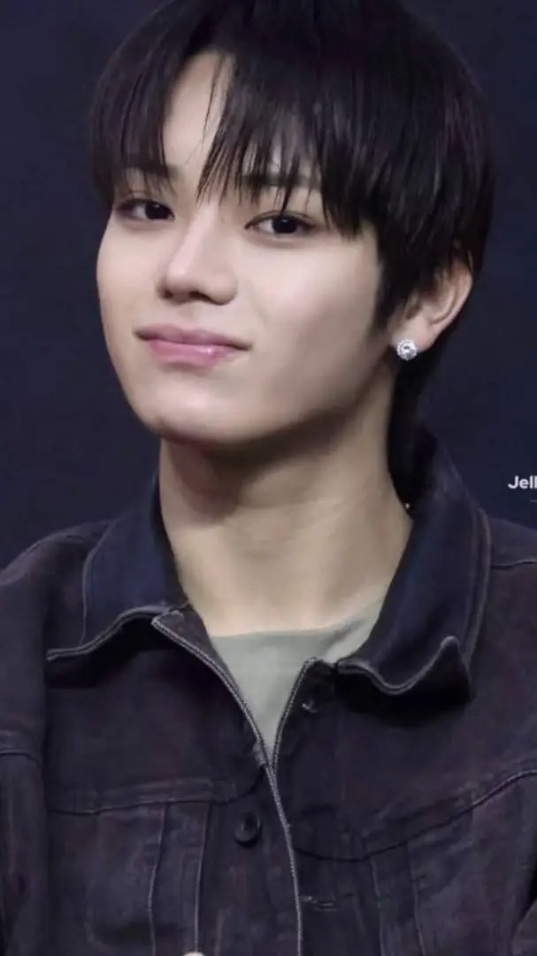 ai character: Ohyul background