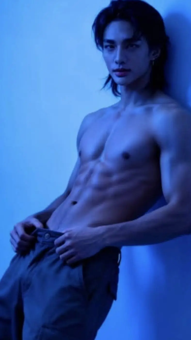 ai character: Hwang Hyunjin  background