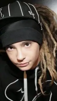 ai character: Tom Kaulitz!㋖ background